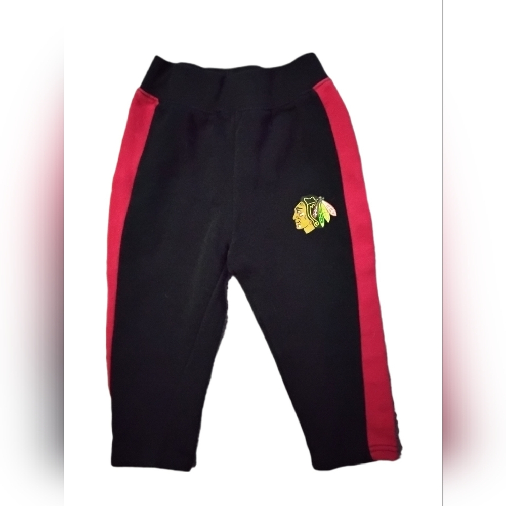 Outerstuff NHL Youth Chicago Blackhawks Slim Fit Performance Pants Size Small 4